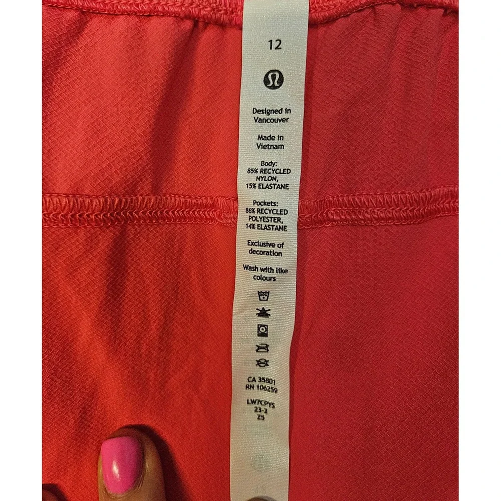 Lululemon 4